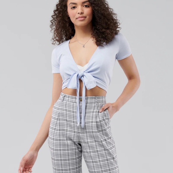 Hollister must have multi-way wrap top - Picture 7 of 7